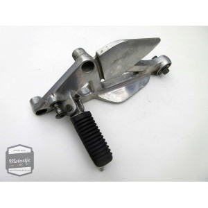 Yamaha XJ600S schetsplaat links / linker voetsteunhouder / schets plaat / voetsteun houder / footstep / voetstep